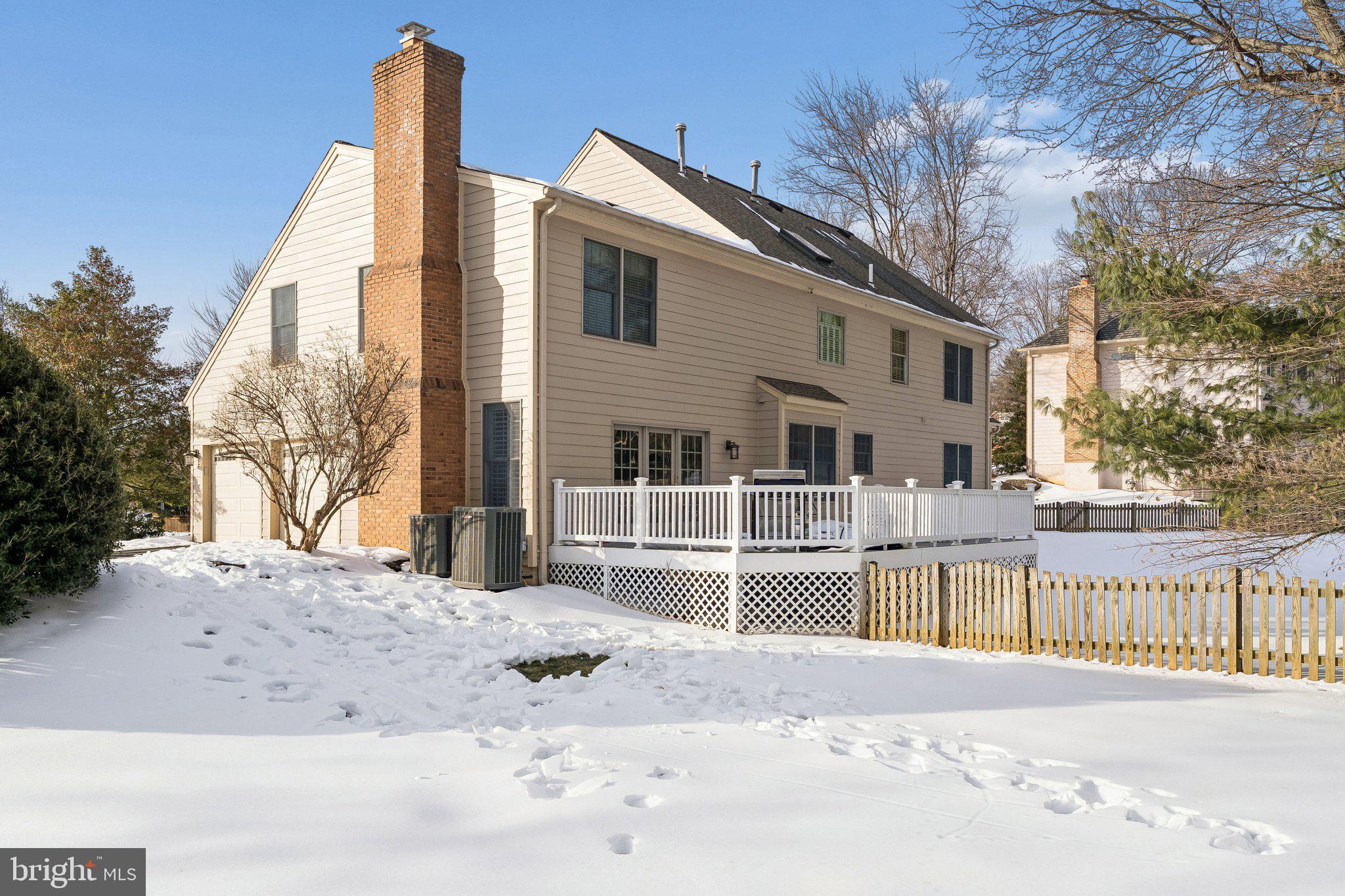 404 BEAUREGARD DRIVE SE