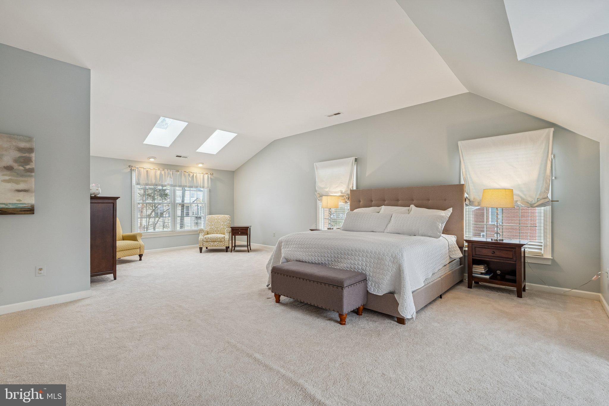404 BEAUREGARD DRIVE SE