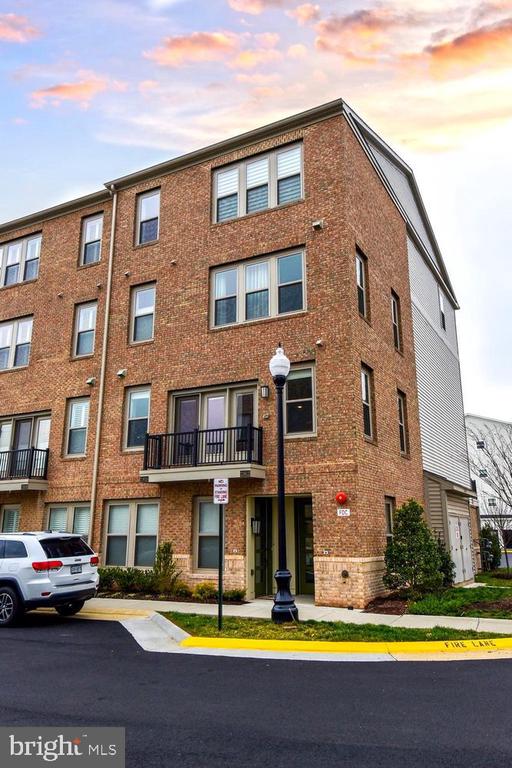 23610 HAVELOCK WALK TERRACE