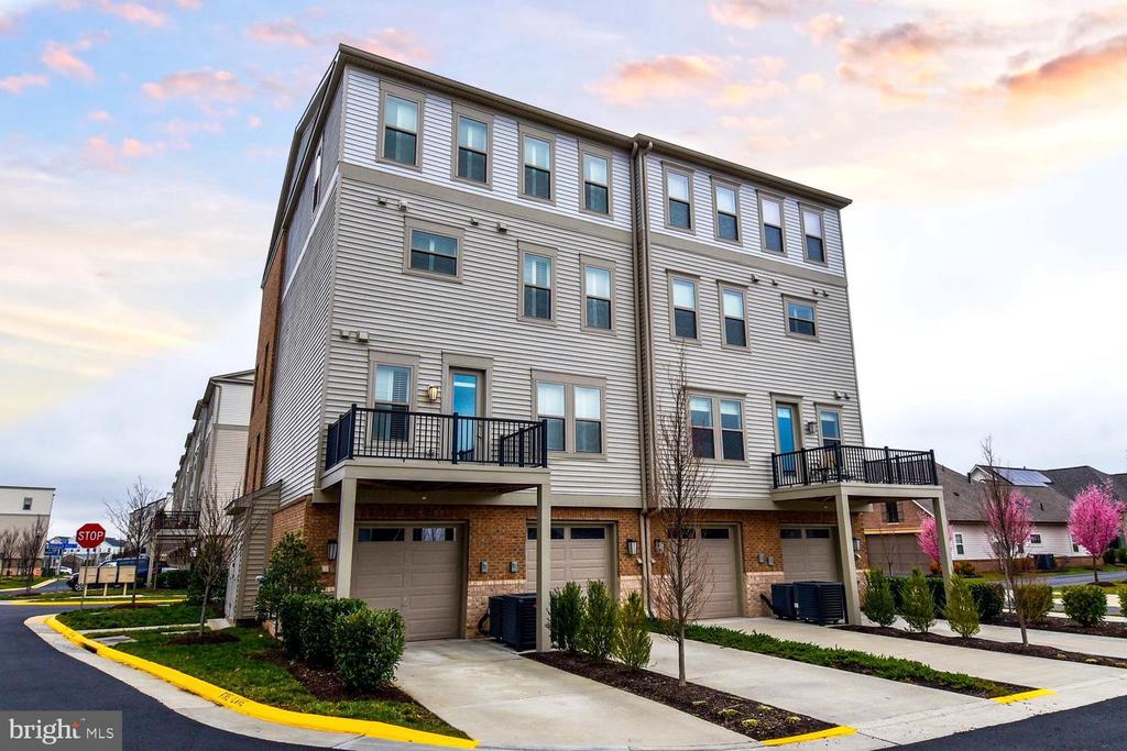 23610 HAVELOCK WALK TERRACE