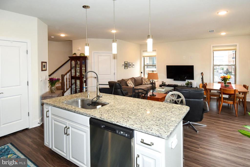 23610 HAVELOCK WALK TERRACE