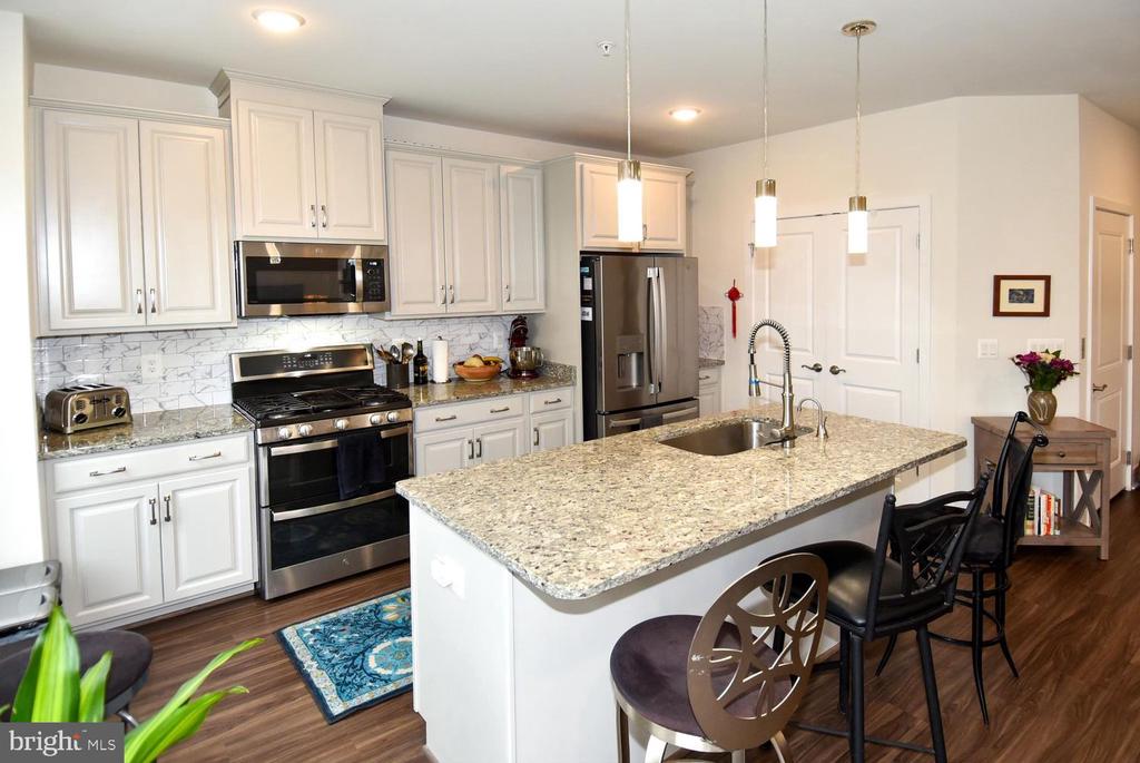 23610 HAVELOCK WALK TERRACE