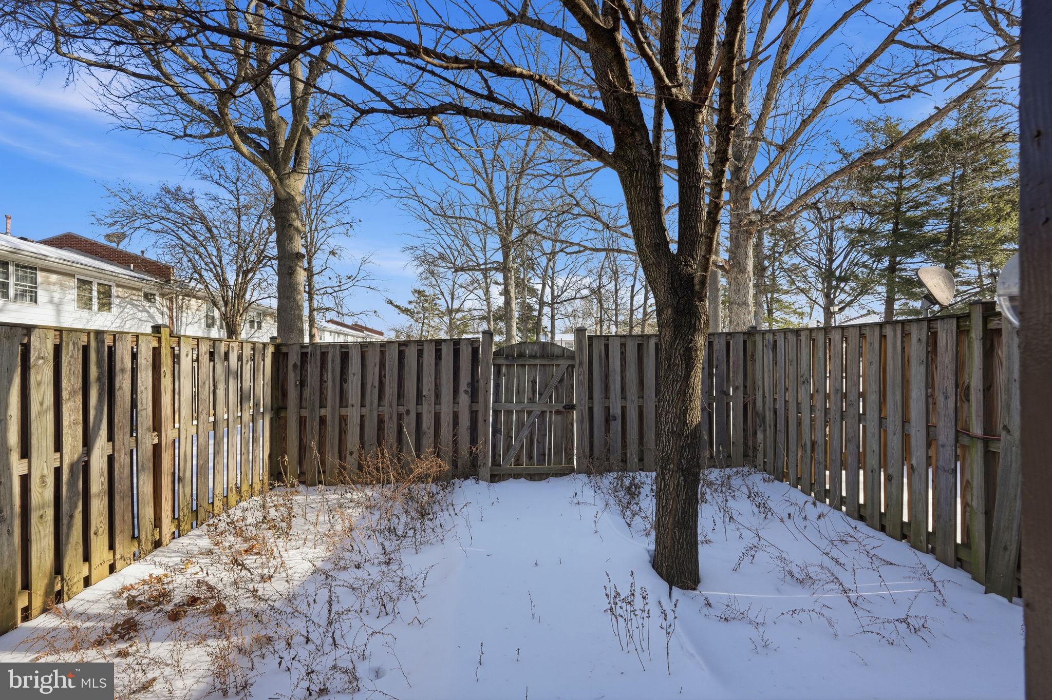 300 E FURMAN DRIVE