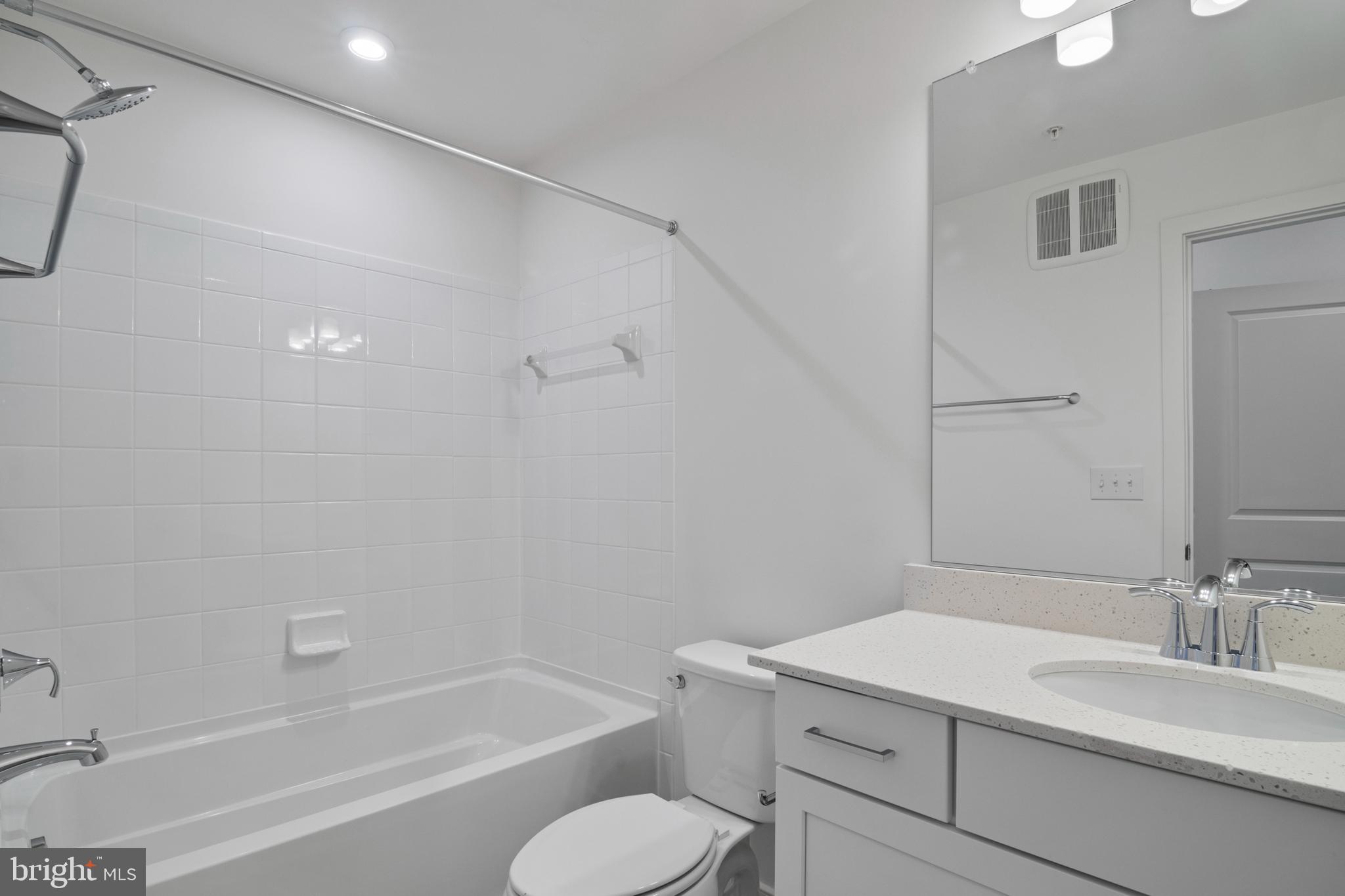 20935 BLUEBIRD SQUARE