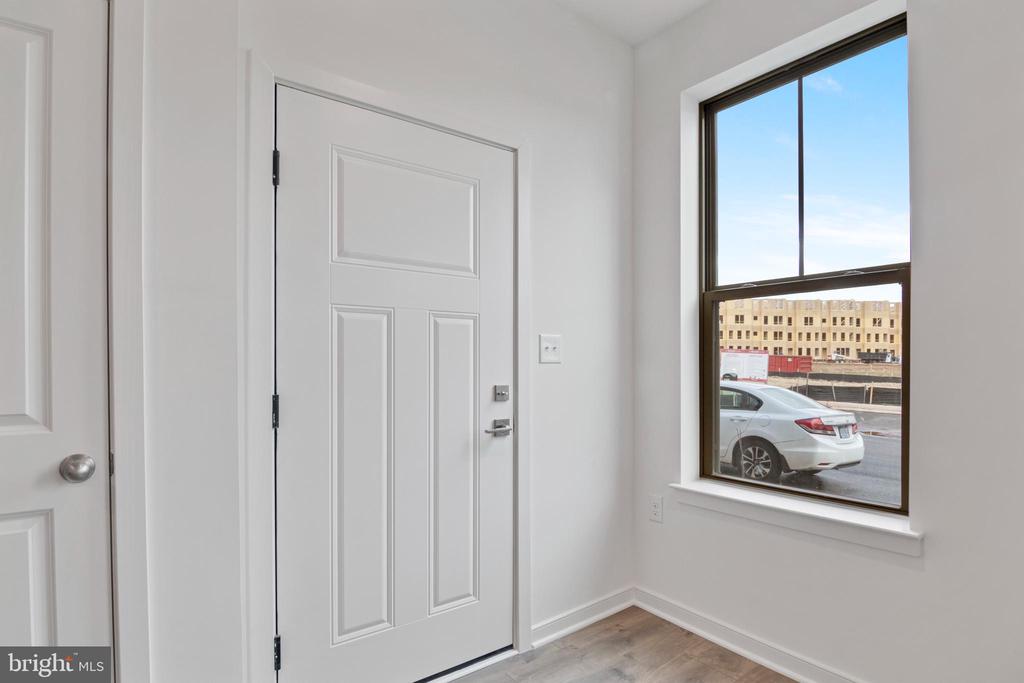 20935 BLUEBIRD SQUARE