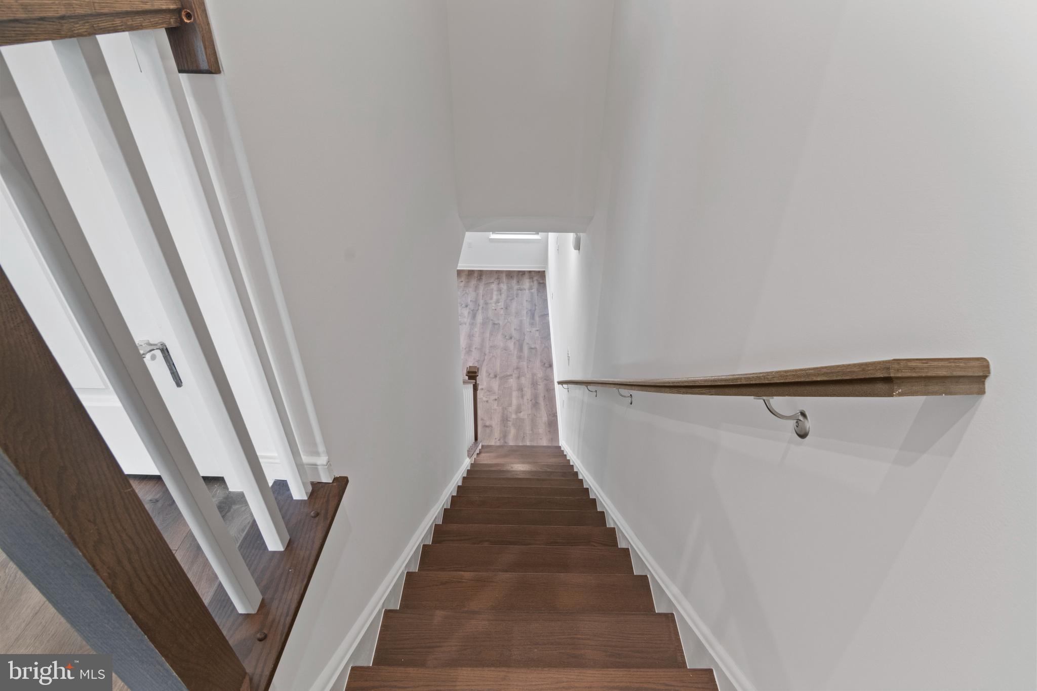 20935 BLUEBIRD SQUARE