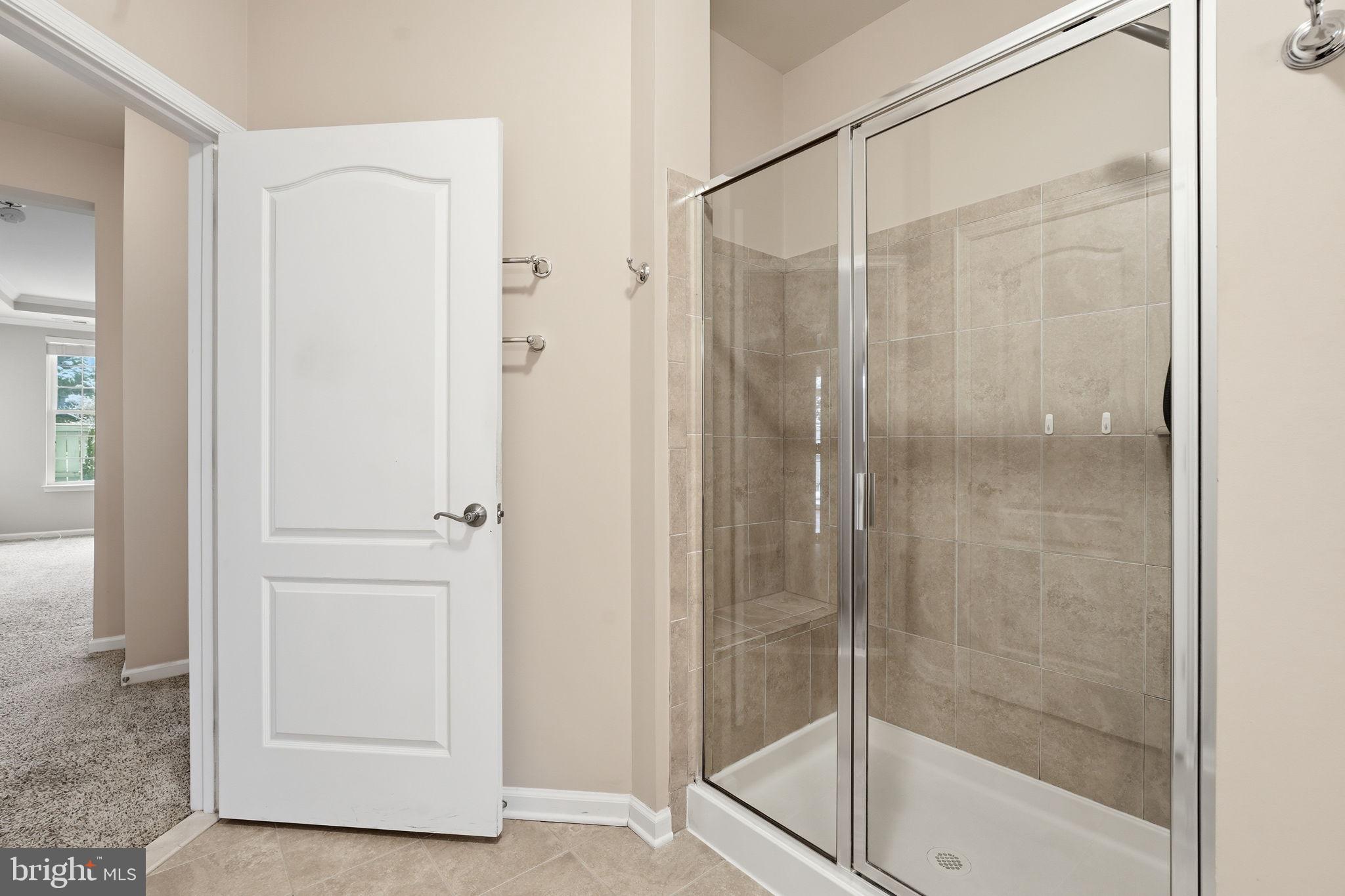 44025 VAIRA TERRACE