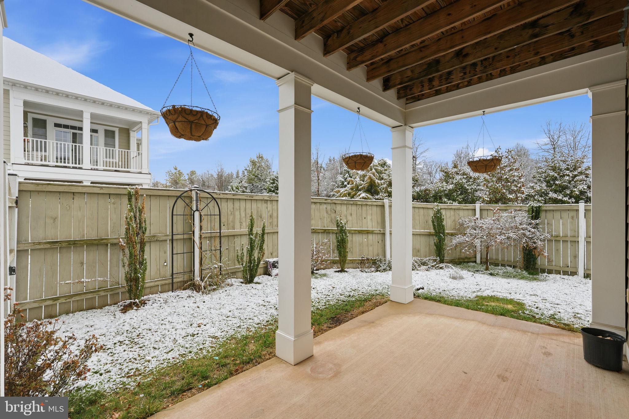 44025 VAIRA TERRACE