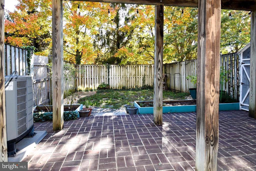 265 TOWN BRANCH TERRACE SW