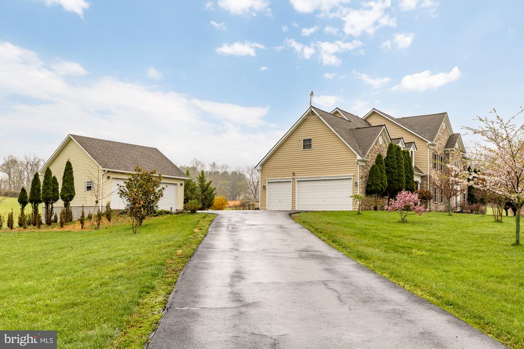 36430 HESKETT LANE