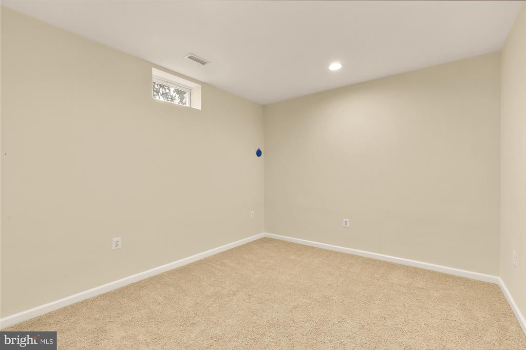 36430 HESKETT LANE