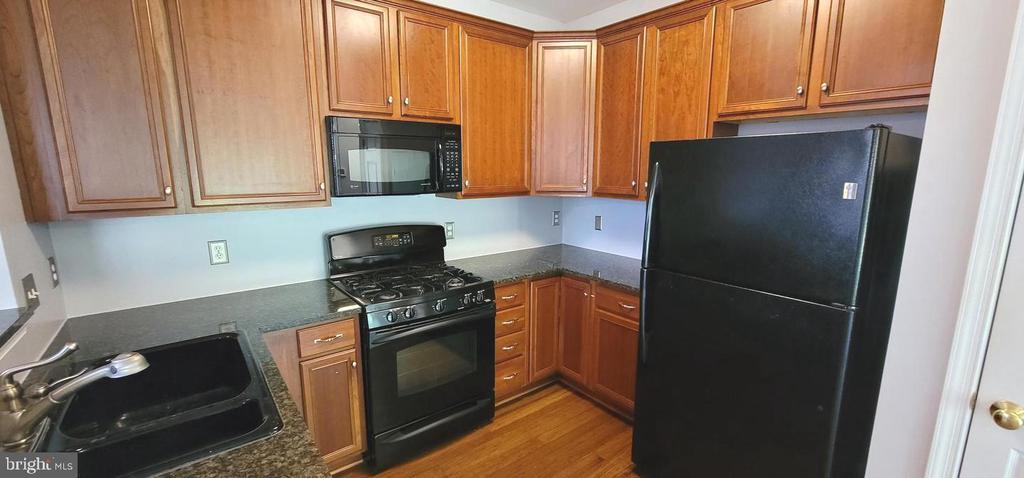 43840 HICKORY CORNER TERRACE 114