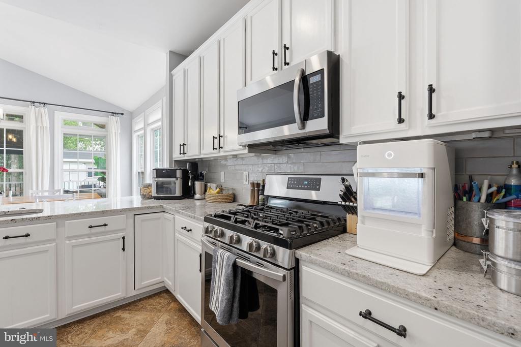43333 WINTERSRUN COURT