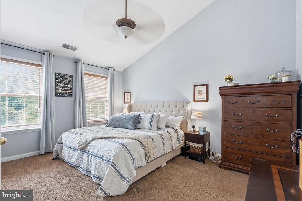 43333 WINTERSRUN COURT