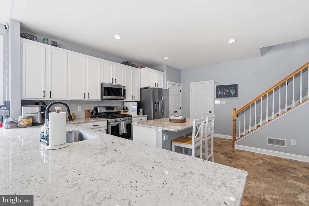 43333 WINTERSRUN COURT