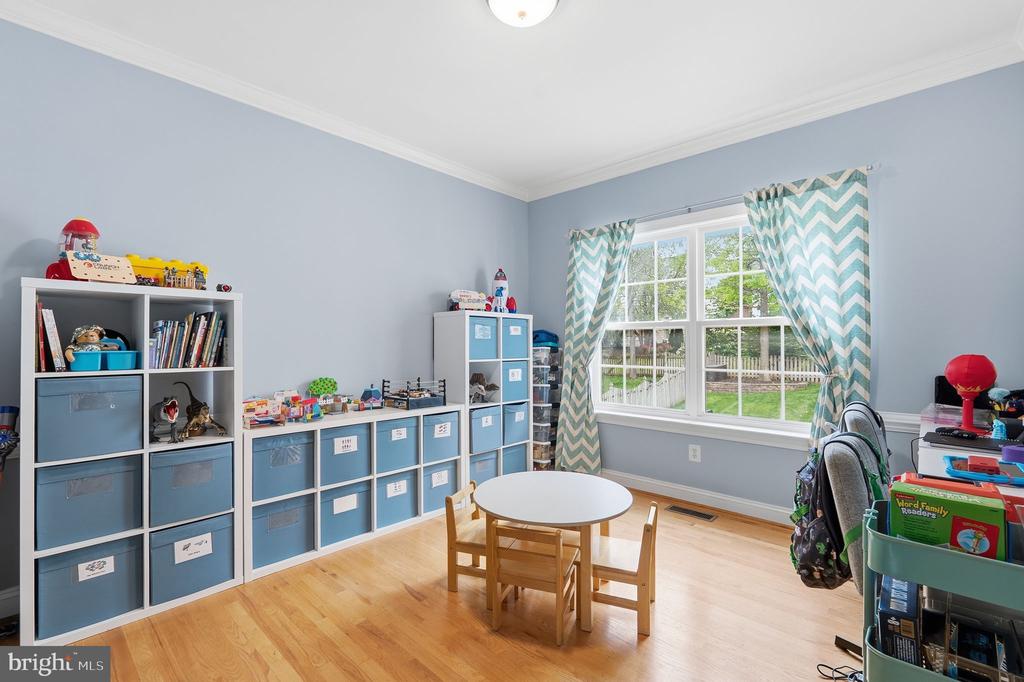 43333 WINTERSRUN COURT