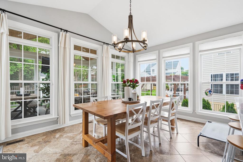 43333 WINTERSRUN COURT