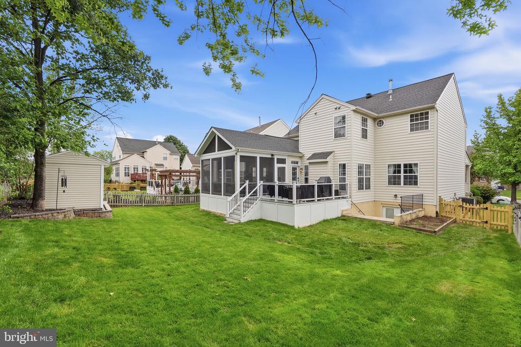 43333 WINTERSRUN COURT