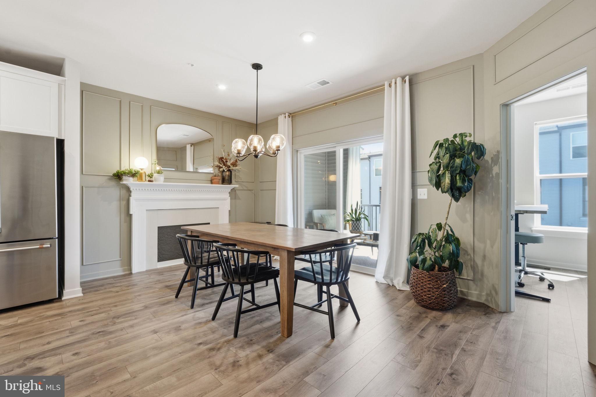 44617 WOLFHOUND SQUARE