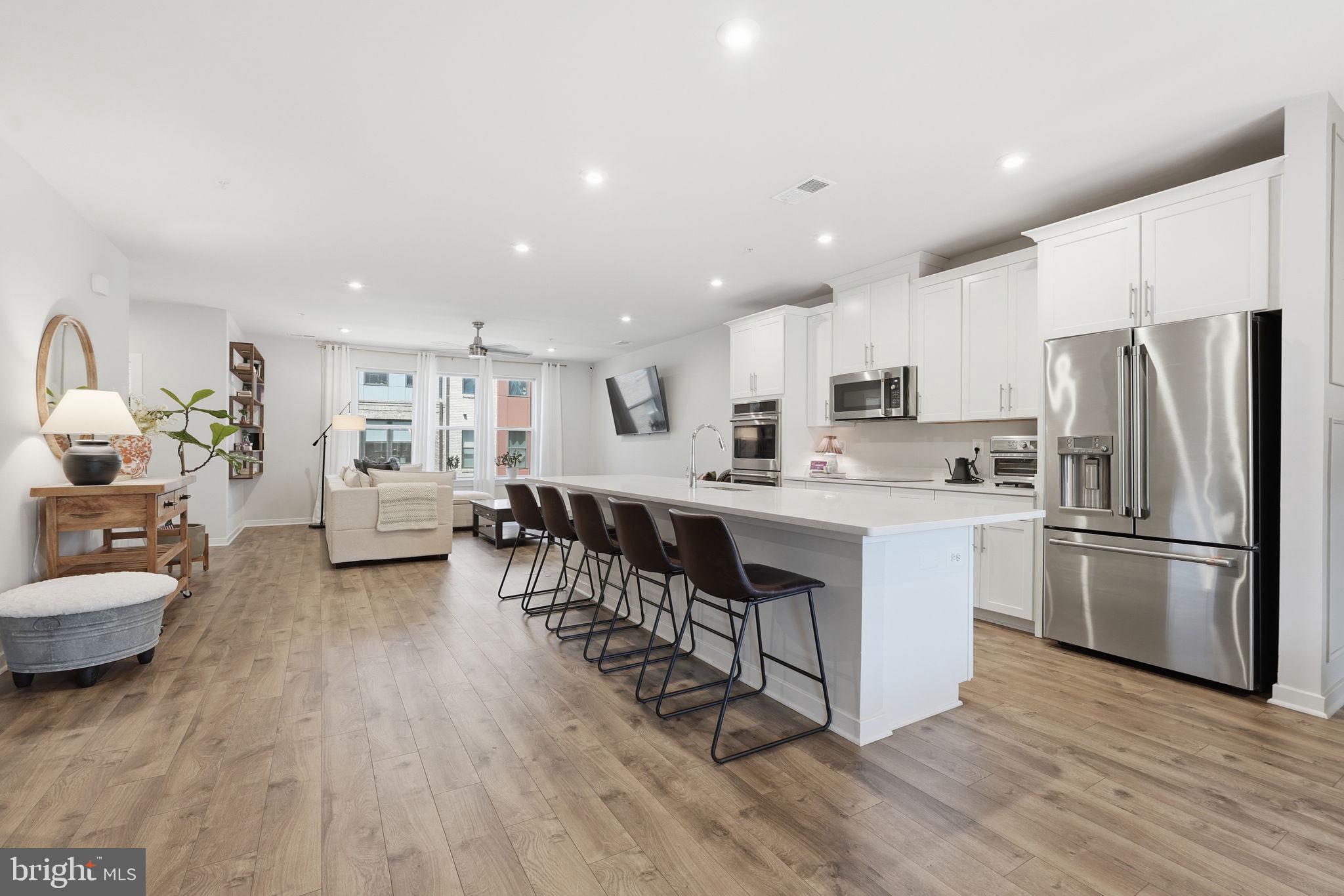 44617 WOLFHOUND SQUARE