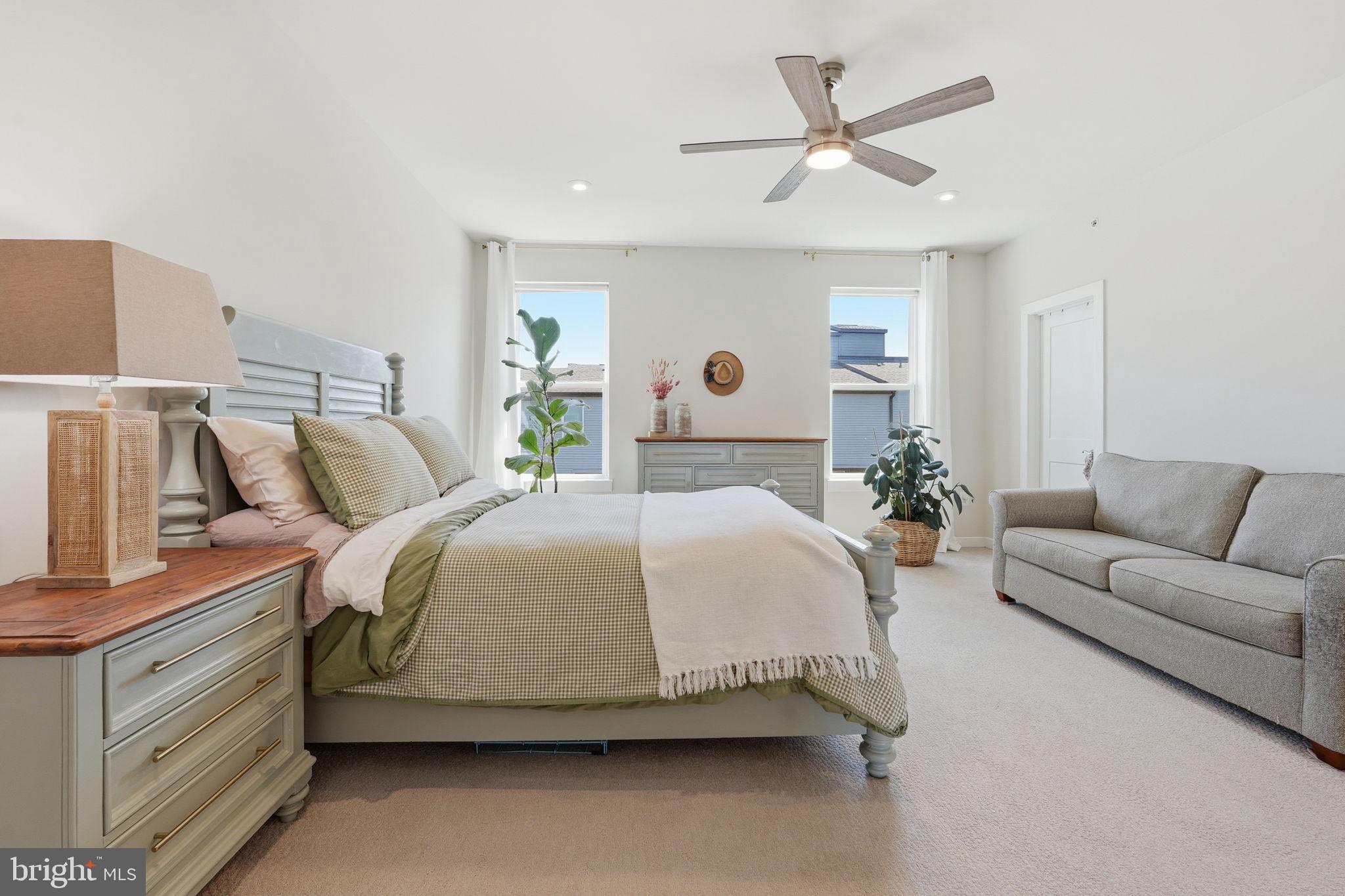 44617 WOLFHOUND SQUARE
