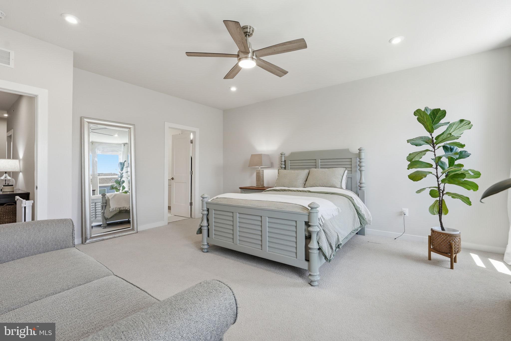 44617 WOLFHOUND SQUARE