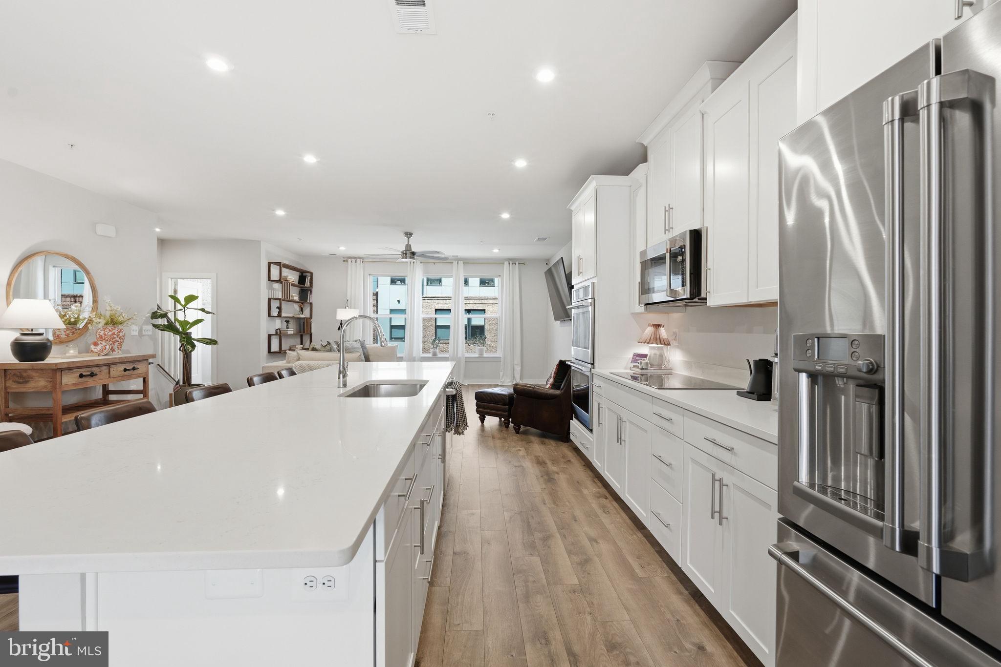 44617 WOLFHOUND SQUARE