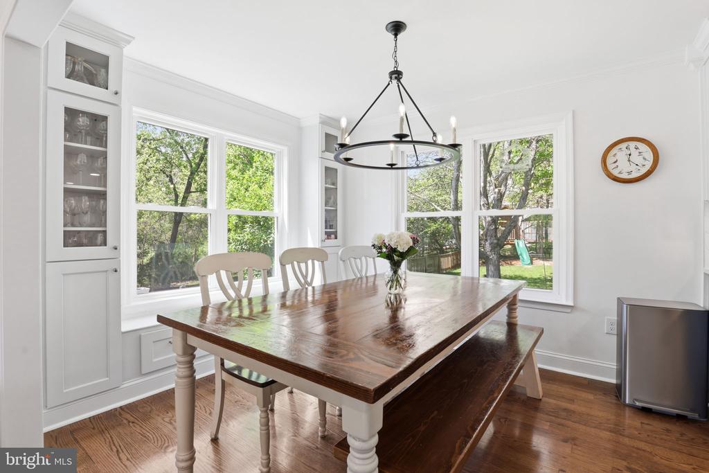 20019 GREAT FALLS FOREST DRIVE