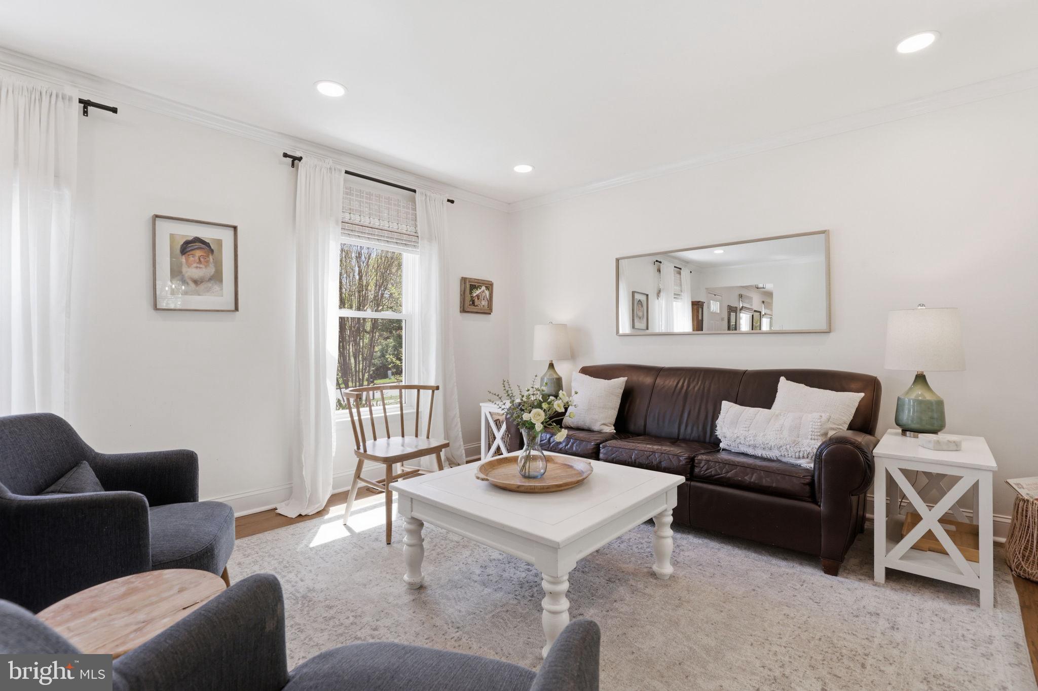 20019 GREAT FALLS FOREST DRIVE