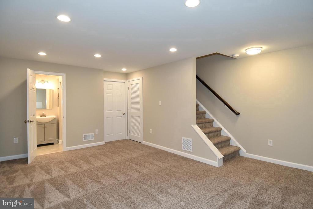 27 MARIAN COURT