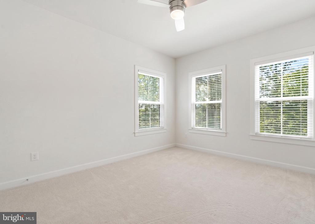 22353 TRAILVIEW CROSSING TERRACE
