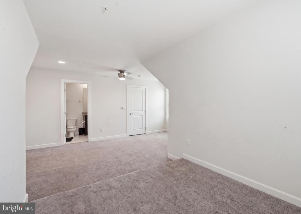 22353 TRAILVIEW CROSSING TERRACE