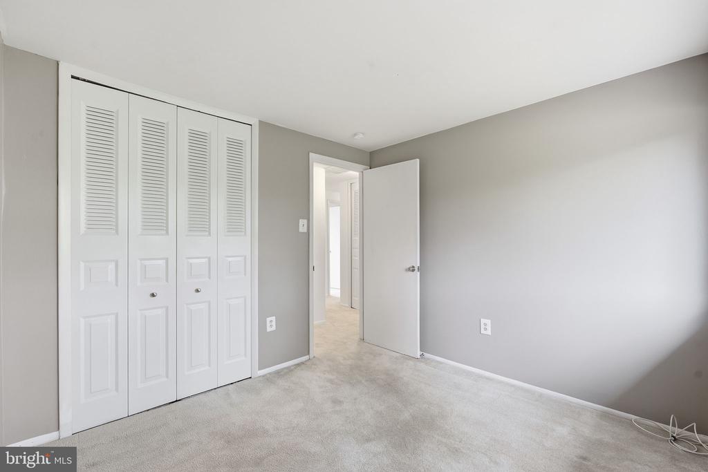 3 CAROLINA COURT