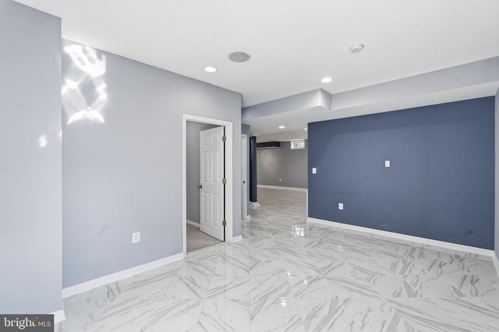 42637 WILLOW BEND DRIVE