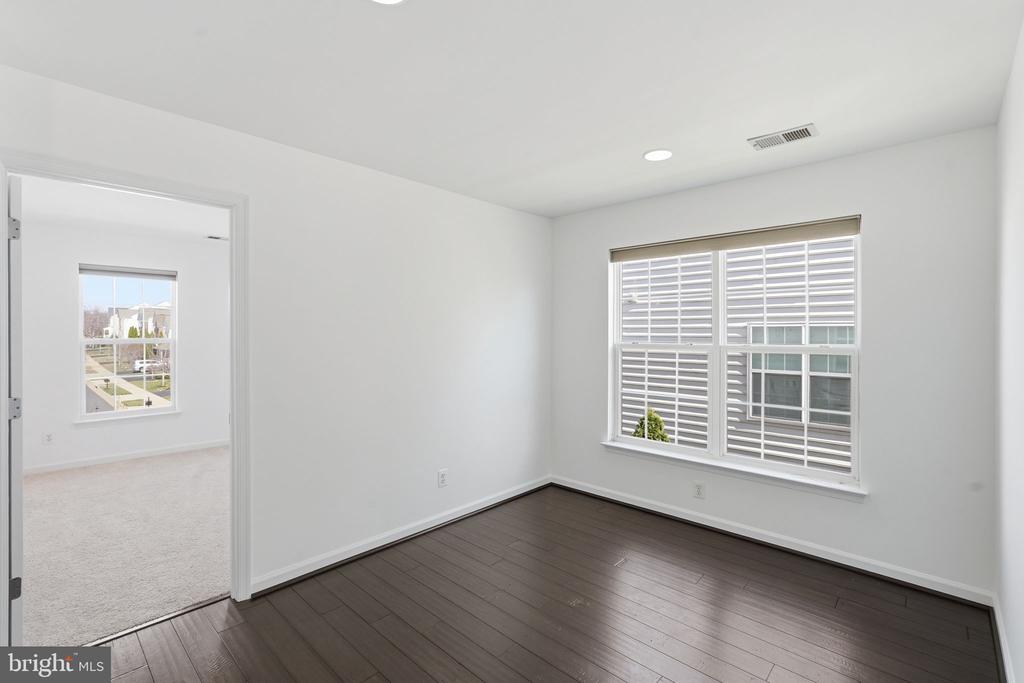 42637 WILLOW BEND DRIVE