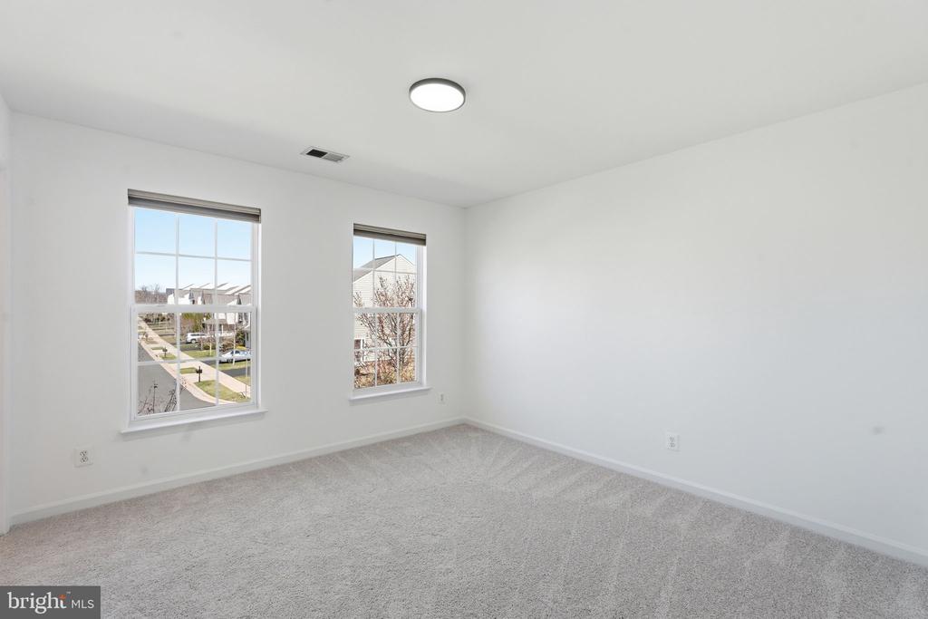 42637 WILLOW BEND DRIVE