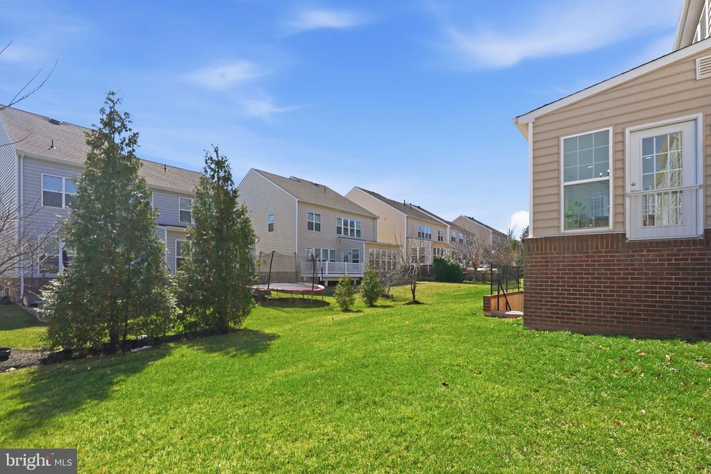 42637 WILLOW BEND DRIVE