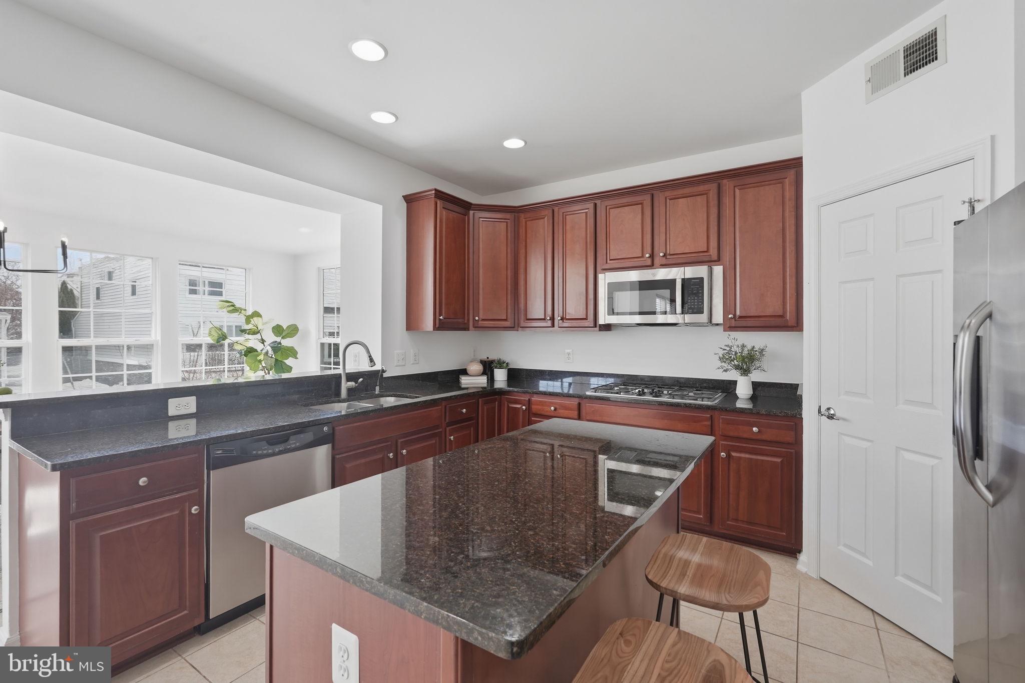 42637 WILLOW BEND DRIVE