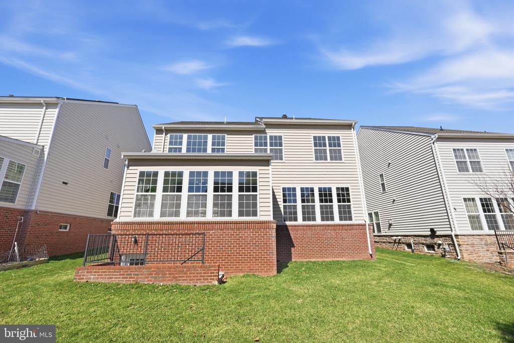 42637 WILLOW BEND DRIVE
