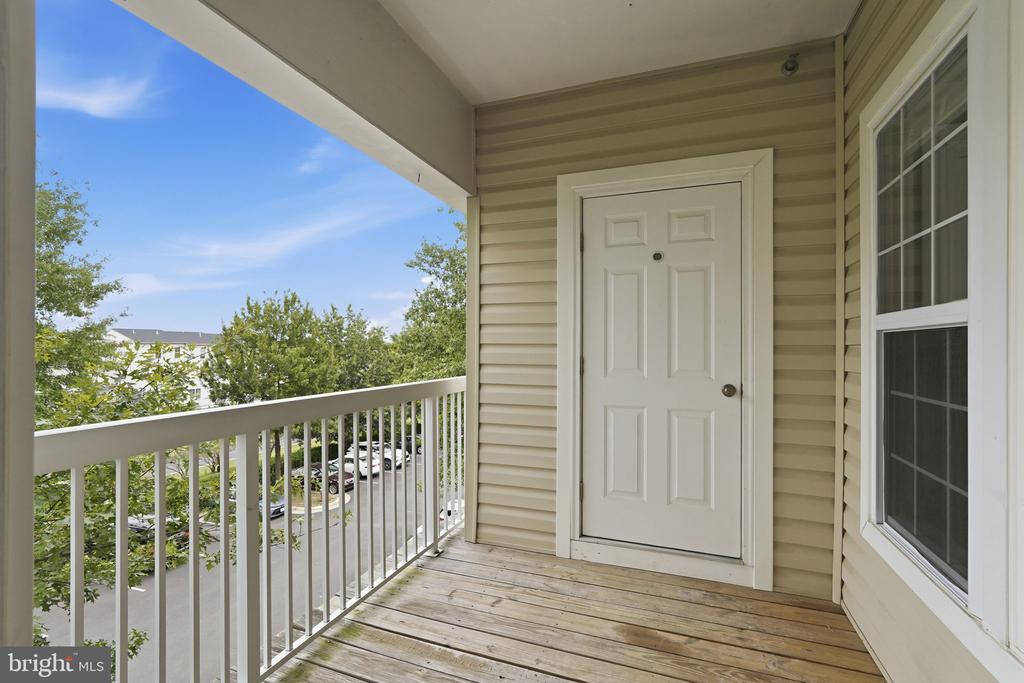 22607 BLUE ELDER TERRACE 303