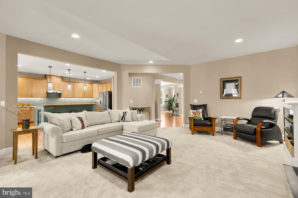 22478 DINAH PLACE