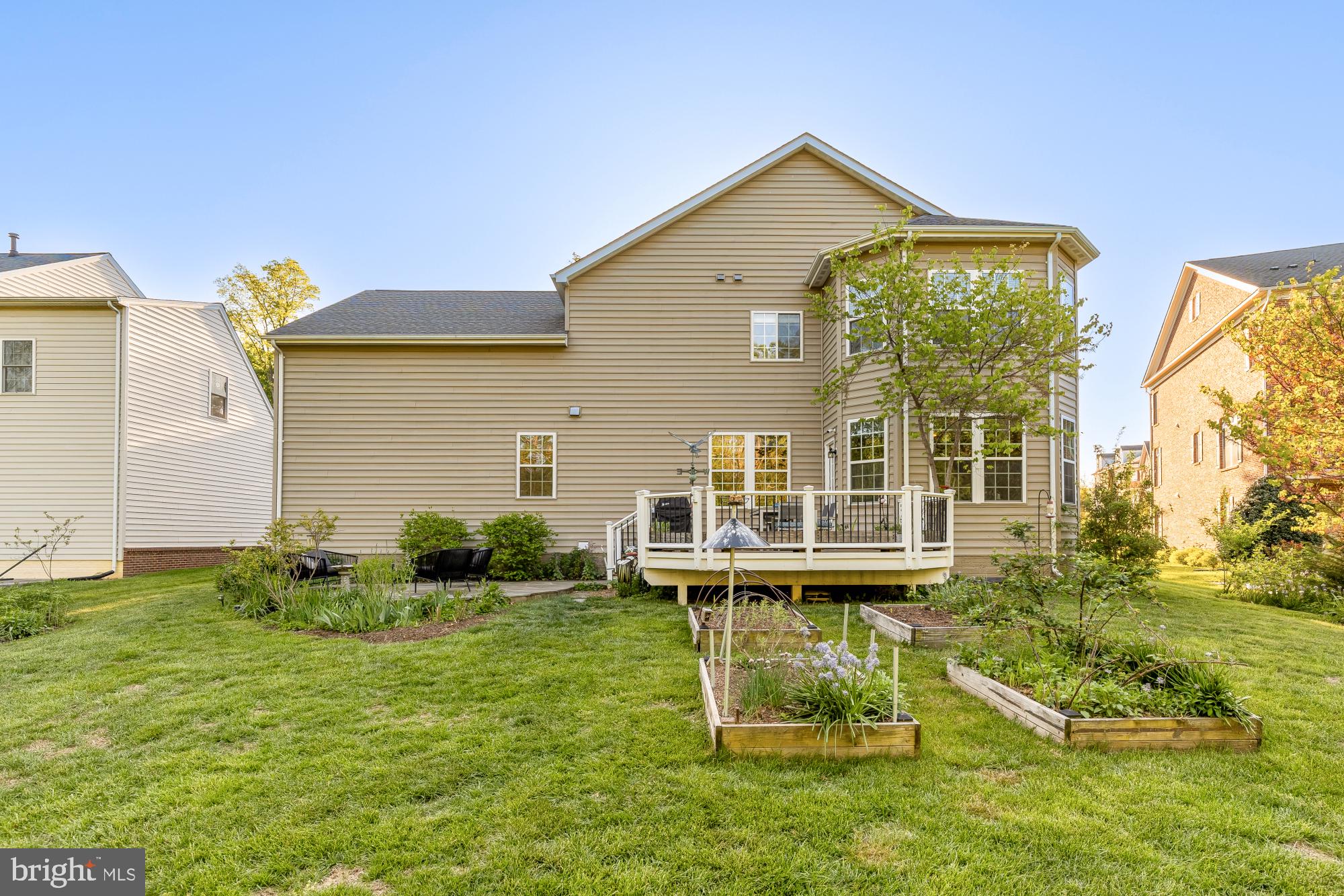 22478 DINAH PLACE