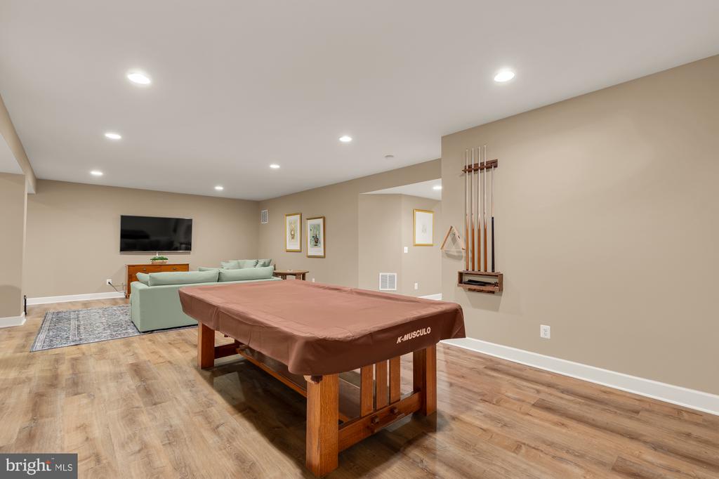 22478 DINAH PLACE