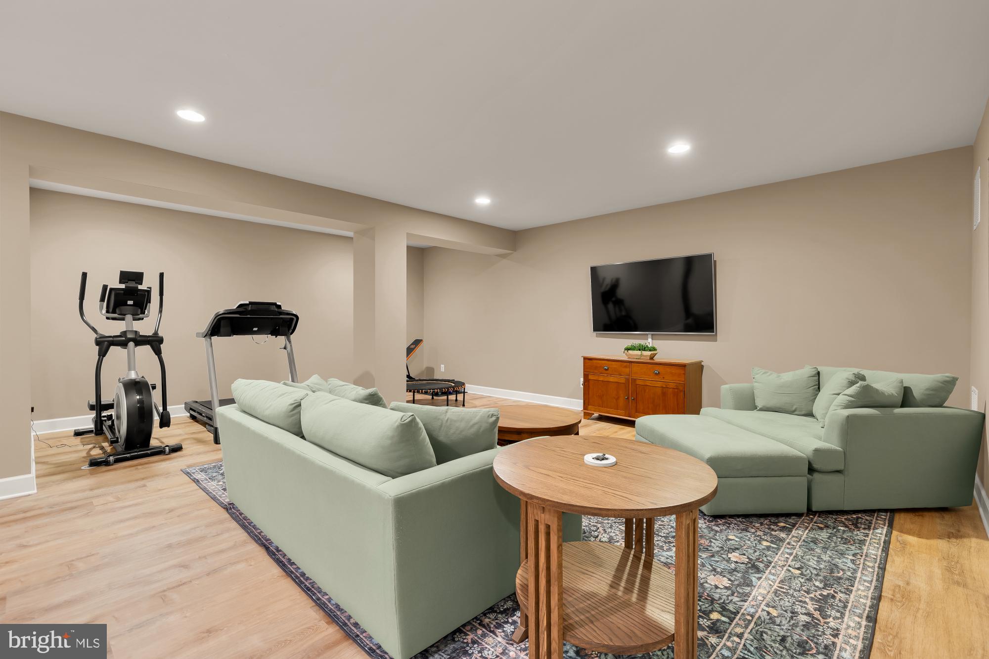 22478 DINAH PLACE