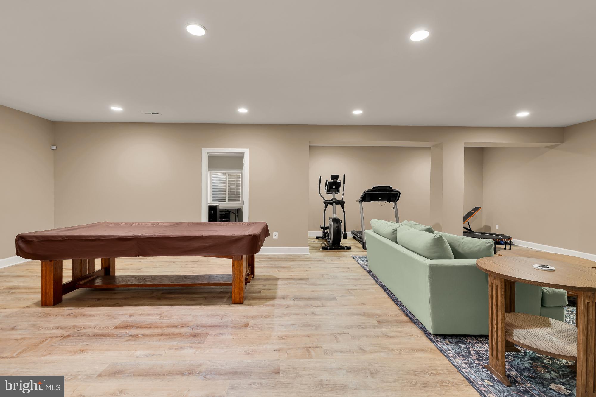 22478 DINAH PLACE