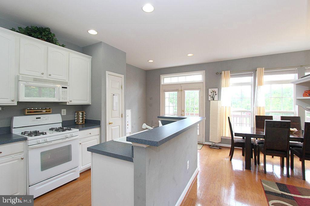 44269 CORNISH LANE