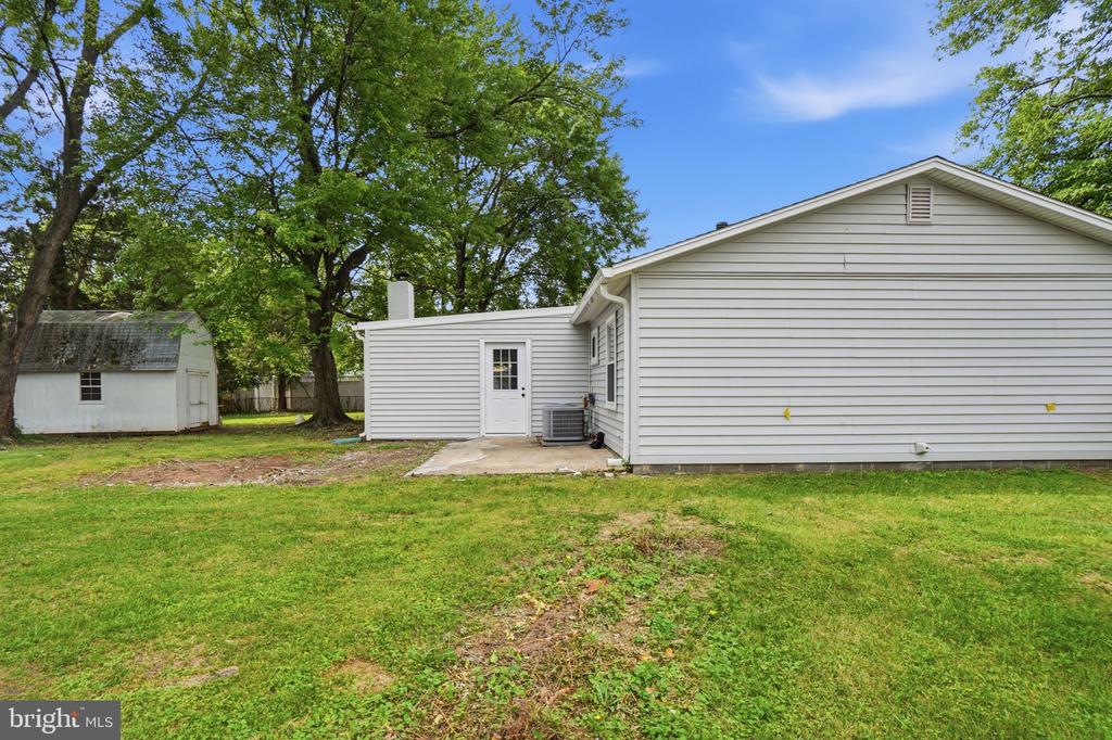 706 S DOGWOOD COURT