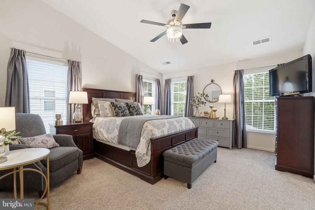 118 IVY HILLS TERRACE