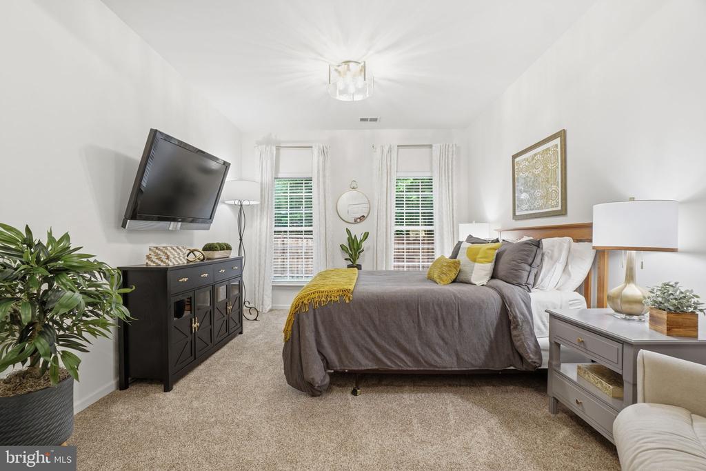118 IVY HILLS TERRACE