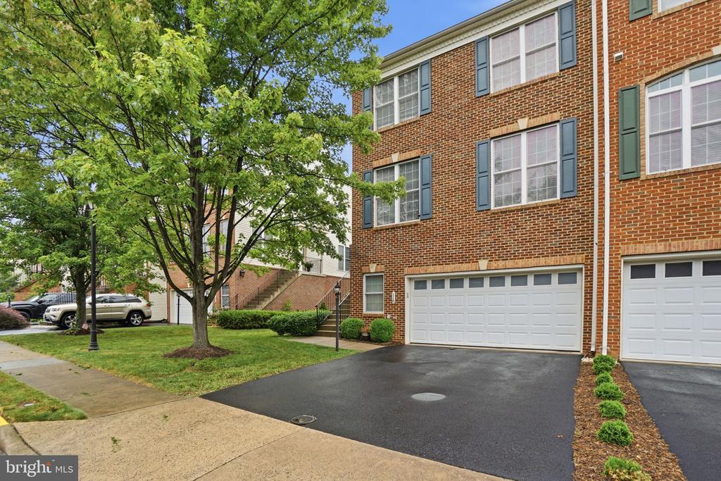 118 IVY HILLS TERRACE